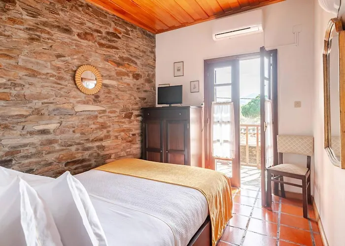 Casa Da Joana Kır Evi